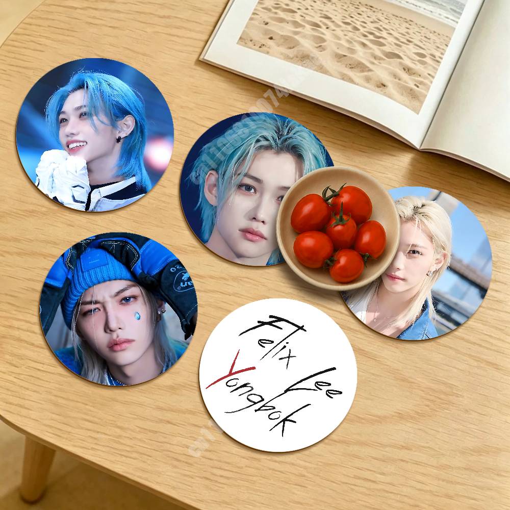 Desk Setup Kpop - F-Felix L-Lee Yong Bok Kpop แผ่นรองแก้วทรงกลมสำหรับวางแก้วเครื่องดื่ม
